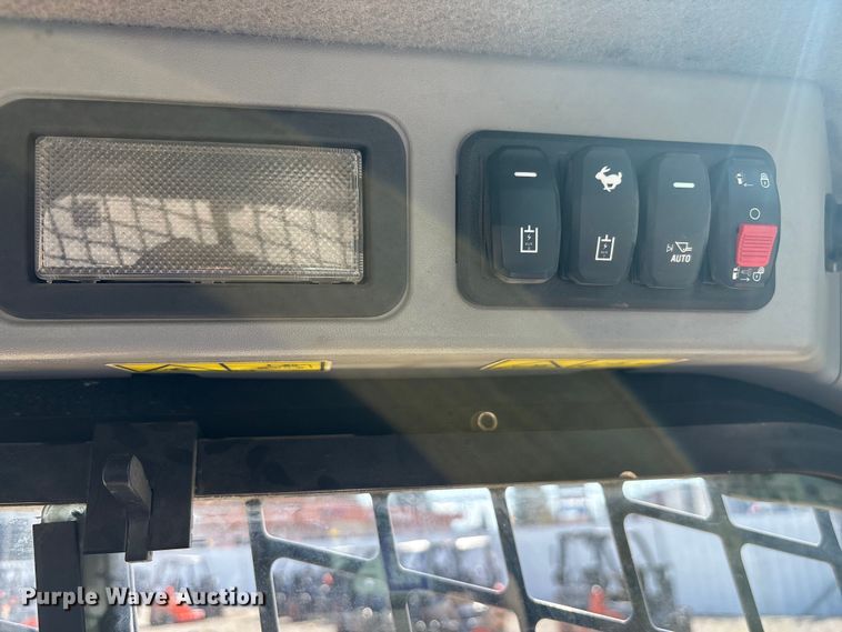 image for item YA2917 2022 Caterpillar 262D3 skid steer loader