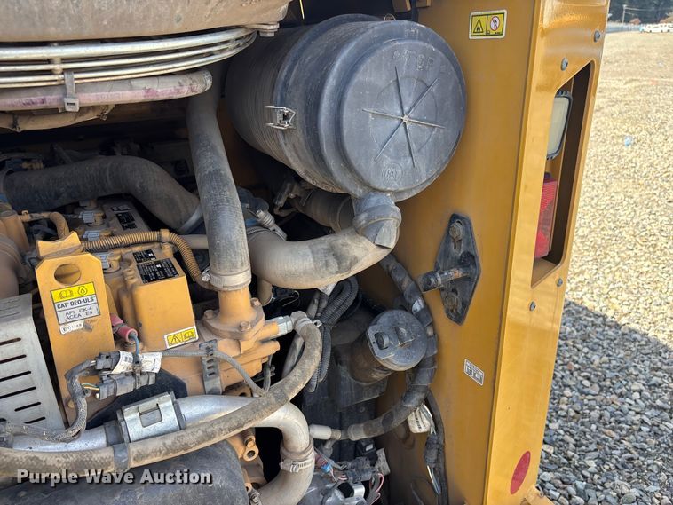 image for item YA2917 2022 Caterpillar 262D3 skid steer loader
