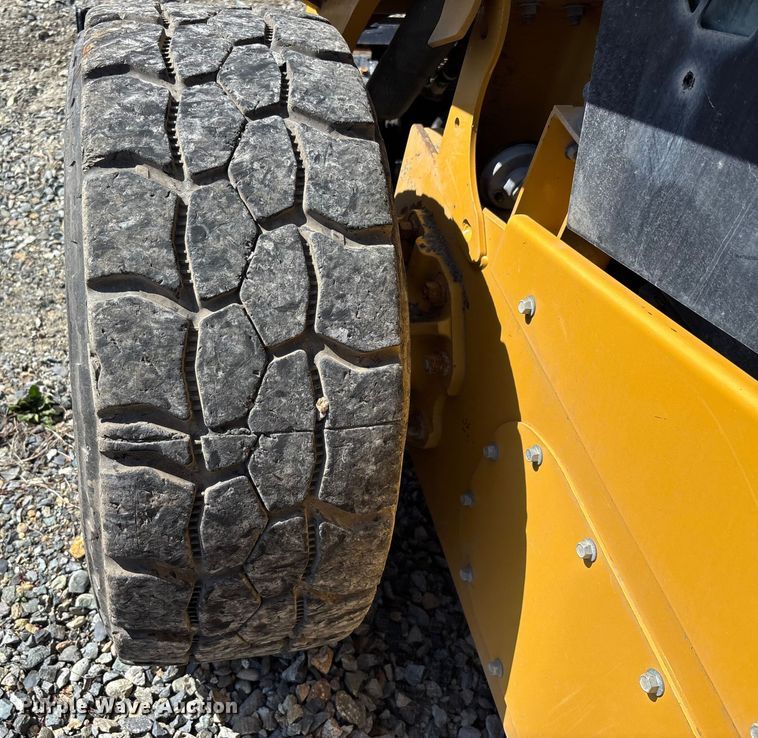 image for item YA2917 2022 Caterpillar 262D3 skid steer loader