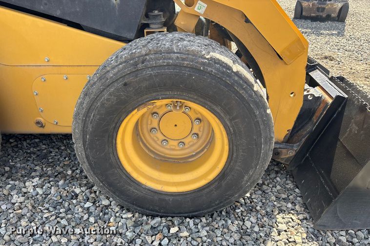 image for item YA2917 2022 Caterpillar 262D3 skid steer loader