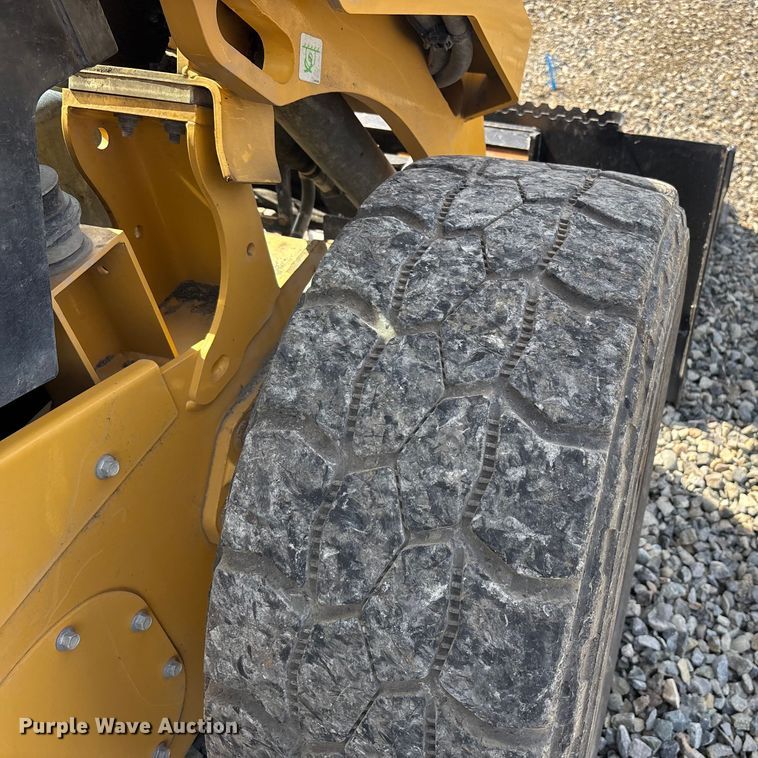 image for item YA2917 2022 Caterpillar 262D3 skid steer loader