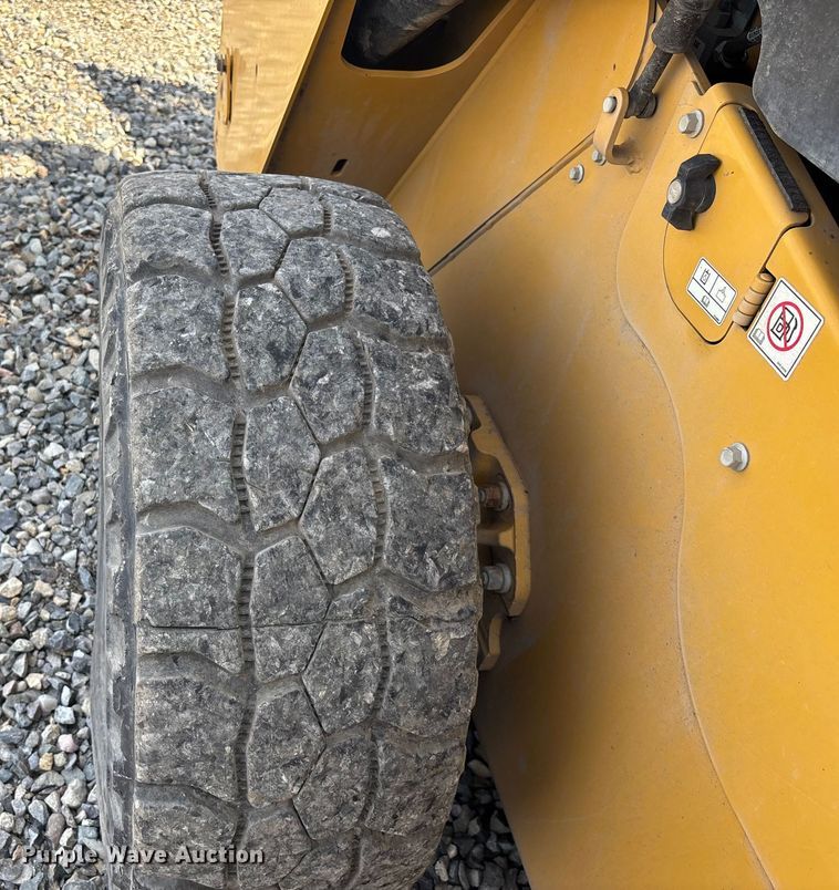 image for item YA2917 2022 Caterpillar 262D3 skid steer loader