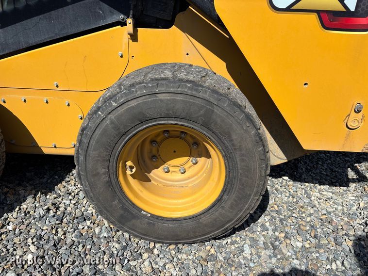 image for item YA2917 2022 Caterpillar 262D3 skid steer loader