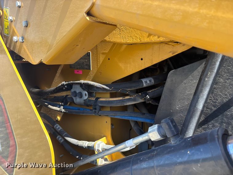 image for item YA2918 2022 Caterpillar 262D3 skid steer loader
