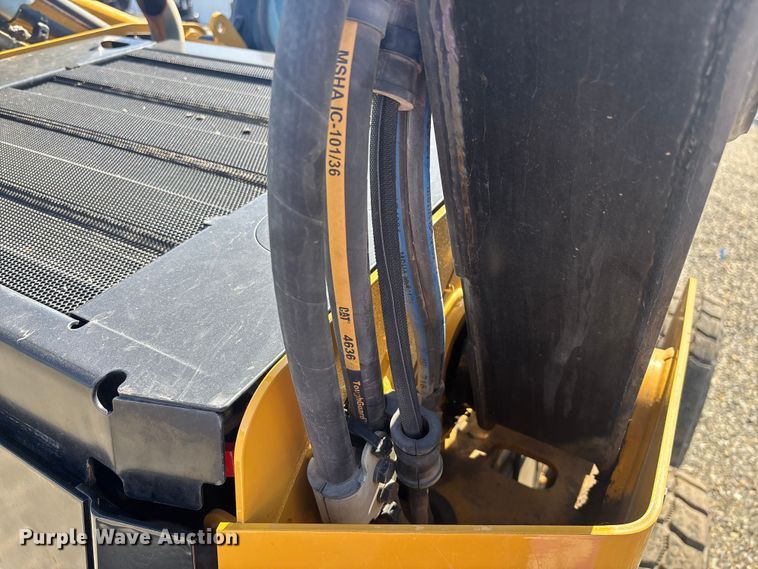 image for item YA2918 2022 Caterpillar 262D3 skid steer loader