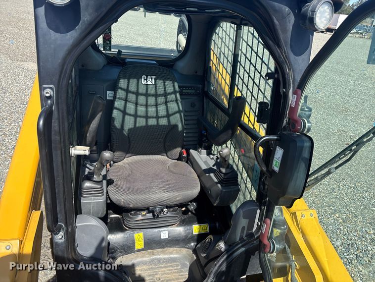 image for item YA2918 2022 Caterpillar 262D3 skid steer loader