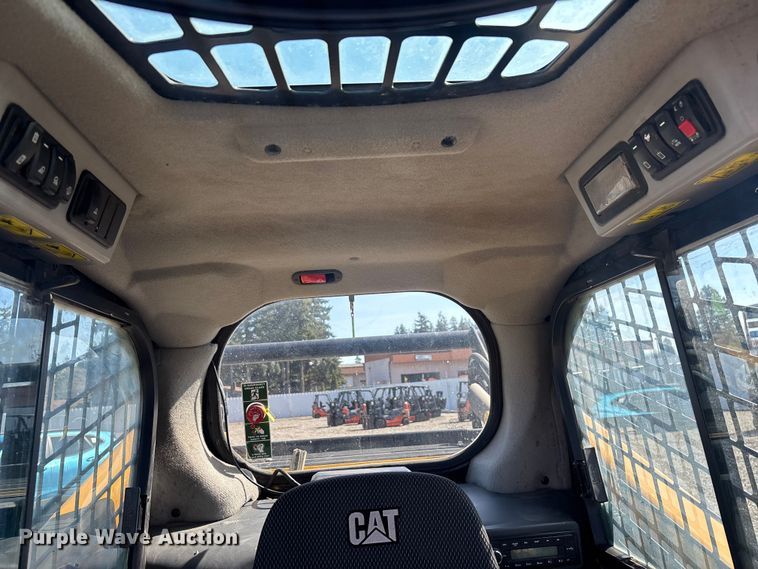 image for item YA2918 2022 Caterpillar 262D3 skid steer loader