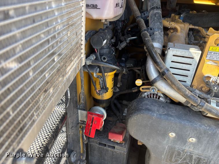 image for item YA2918 2022 Caterpillar 262D3 skid steer loader