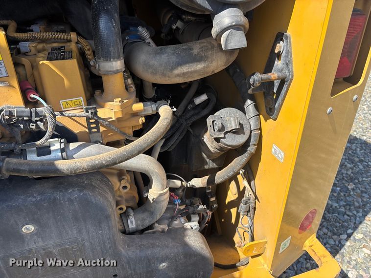 image for item YA2918 2022 Caterpillar 262D3 skid steer loader
