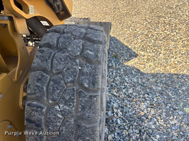 image for item YA2918 2022 Caterpillar 262D3 skid steer loader