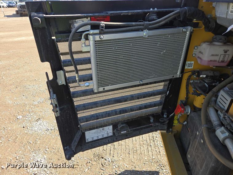 image for item YA2919 2023 Caterpillar 289D3 XPS tracked skid steer loader