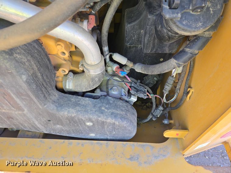 image for item YA2919 2023 Caterpillar 289D3 XPS tracked skid steer loader