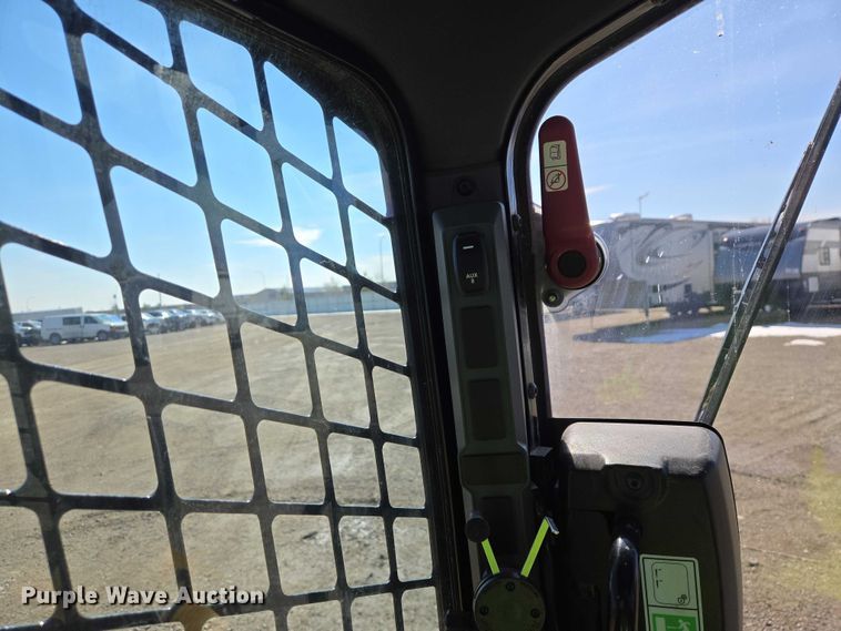 image for item YA2920 2024 Caterpillar 255 XPS tracked skid steer loader