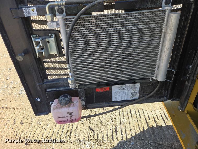 image for item YA2920 2024 Caterpillar 255 XPS tracked skid steer loader