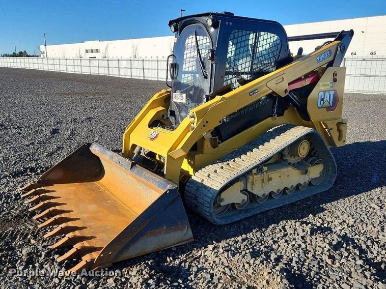 image for item YA2921 2023 Caterpillar 289D3 tracked skid steer loader