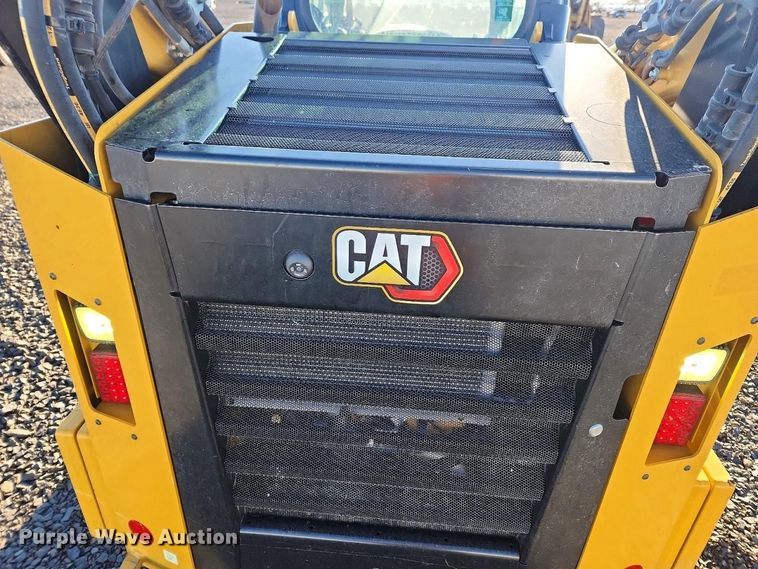 image for item YA2921 2023 Caterpillar 289D3 tracked skid steer loader