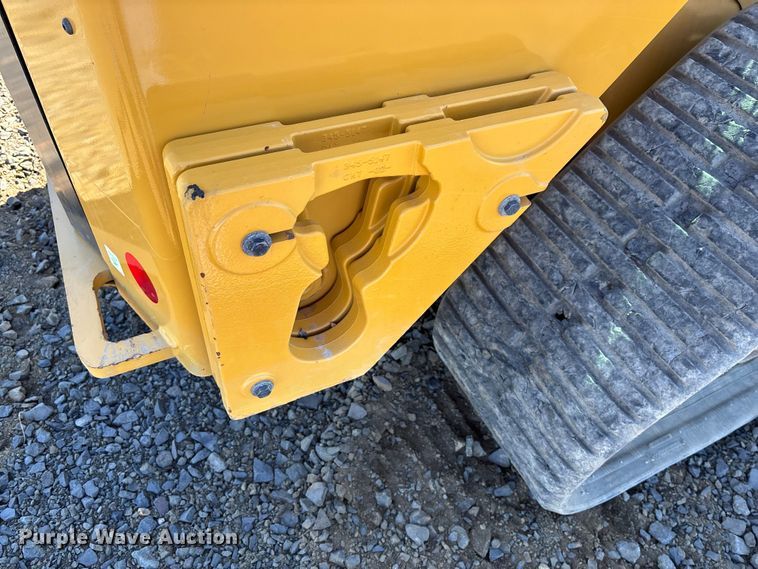 image for item YA2921 2023 Caterpillar 289D3 tracked skid steer loader