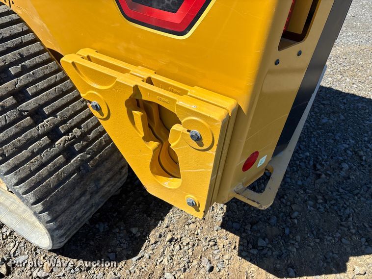 image for item YA2921 2023 Caterpillar 289D3 tracked skid steer loader