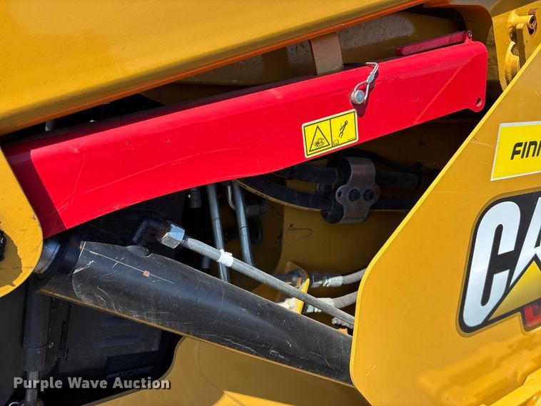 image for item YA2921 2023 Caterpillar 289D3 tracked skid steer loader