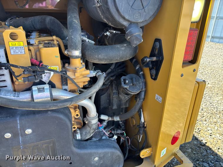 image for item YA2921 2023 Caterpillar 289D3 tracked skid steer loader
