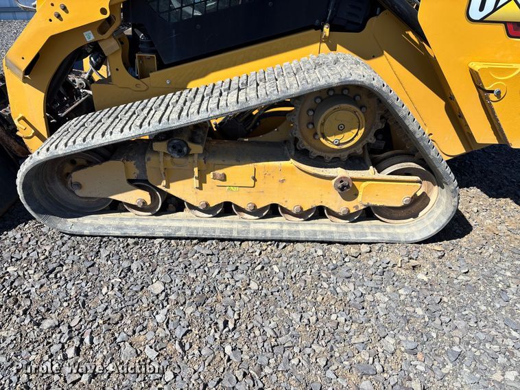 image for item YA2921 2023 Caterpillar 289D3 tracked skid steer loader