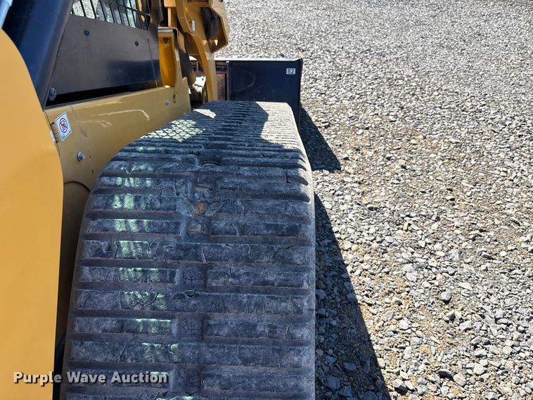 image for item YA2921 2023 Caterpillar 289D3 tracked skid steer loader