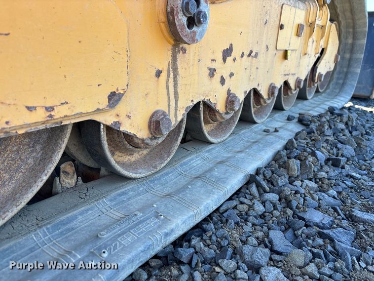 image for item YA2921 2023 Caterpillar 289D3 tracked skid steer loader