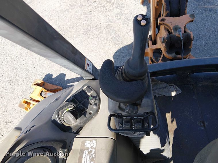 image for item YA2976 2016 Case 590 Super N backhoe