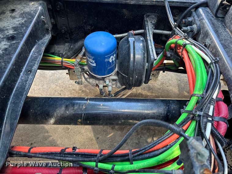 image for item YA3018 2026 International HX620 vacuum truck