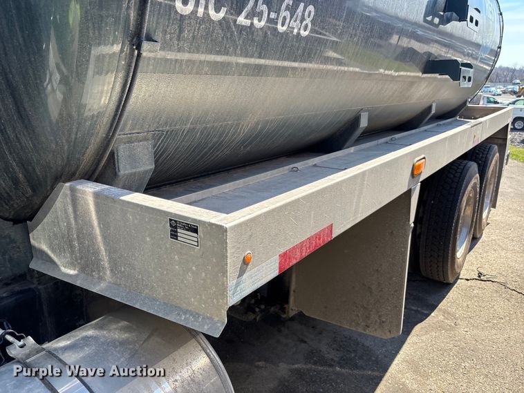 image for item YA3018 2026 International HX620 vacuum truck