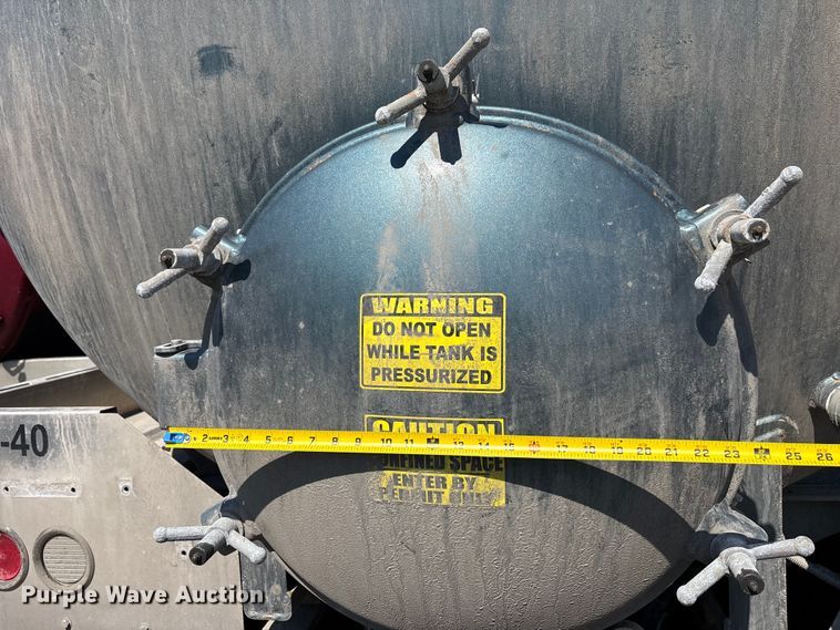 image for item YA3018 2026 International HX620 vacuum truck