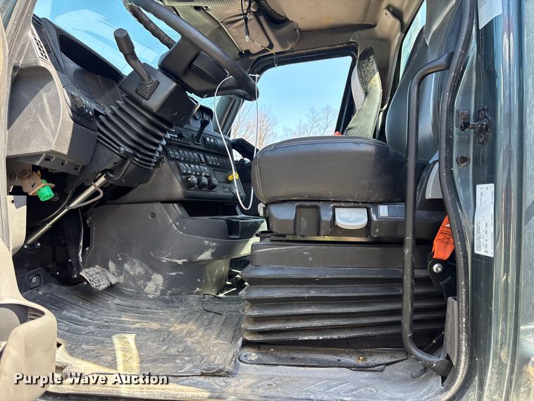 image for item YA3018 2026 International HX620 vacuum truck