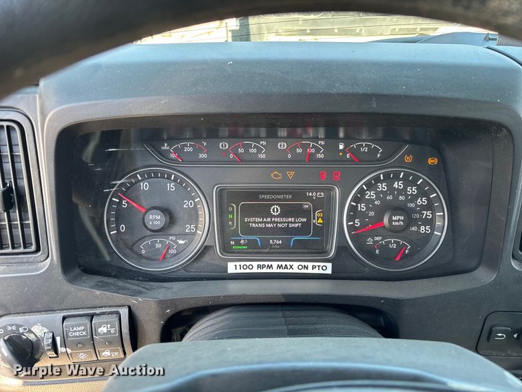 image for item YA3018 2026 International HX620 vacuum truck