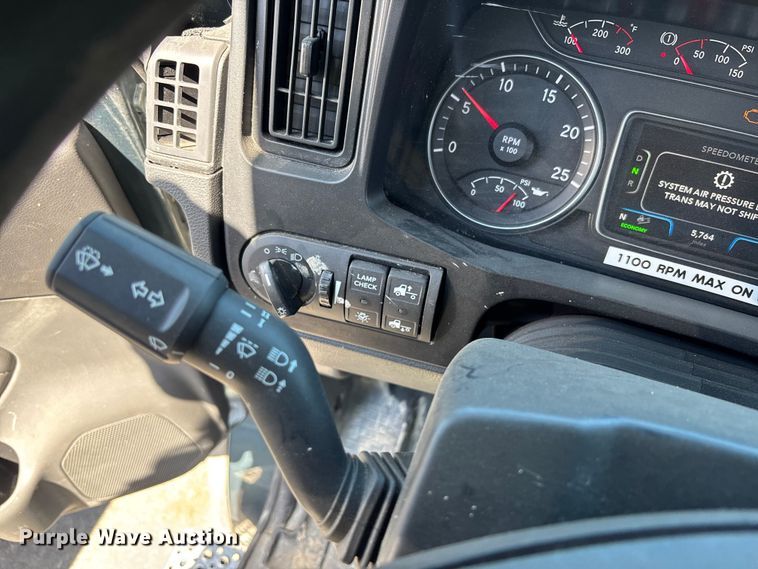 image for item YA3018 2026 International HX620 vacuum truck