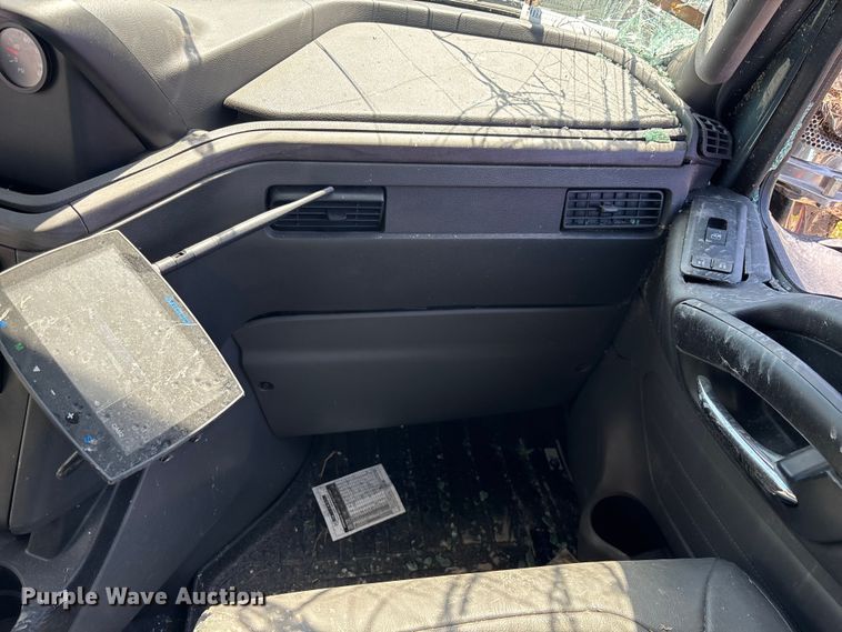 image for item YA3018 2026 International HX620 vacuum truck