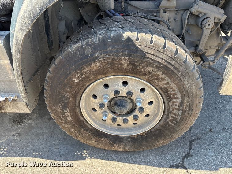 image for item YA3018 2026 International HX620 vacuum truck