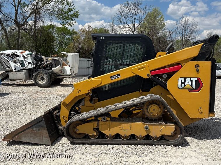 image for item YA3024 2022 Caterpillar 299D3 tracked skid steer loader