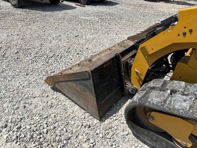 image for item YA3024 2022 Caterpillar 299D3 tracked skid steer loader
