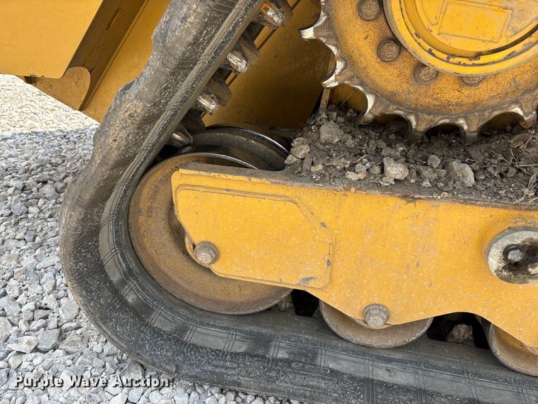 image for item YA3024 2022 Caterpillar 299D3 tracked skid steer loader