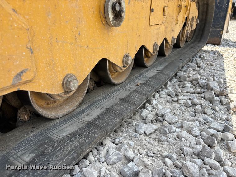 image for item YA3024 2022 Caterpillar 299D3 tracked skid steer loader