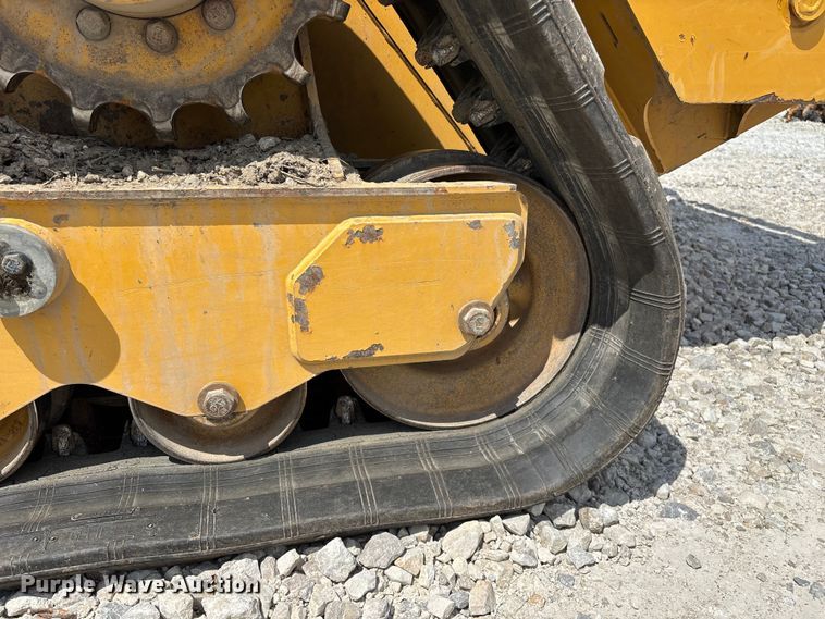 image for item YA3024 2022 Caterpillar 299D3 tracked skid steer loader