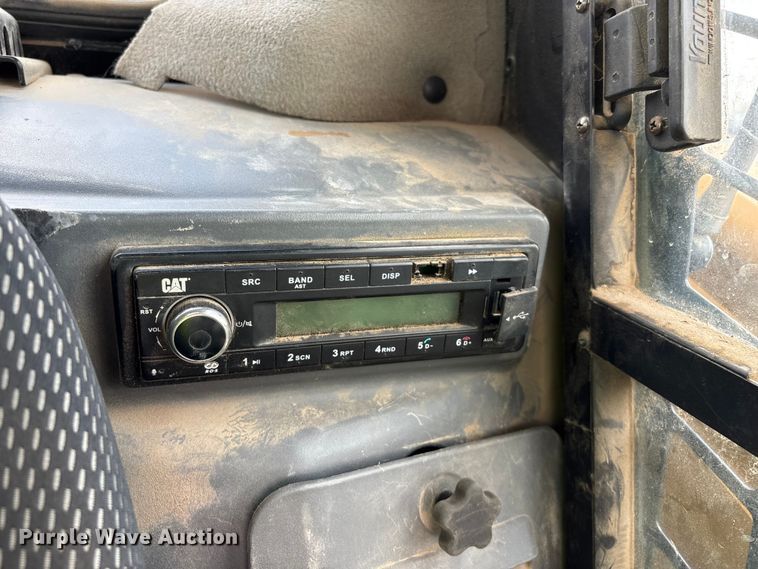 image for item YA3024 2022 Caterpillar 299D3 tracked skid steer loader