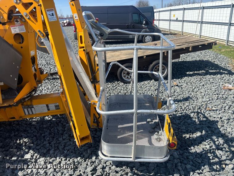 image for item YA3128 2022 Haulotte 5533A boom lift