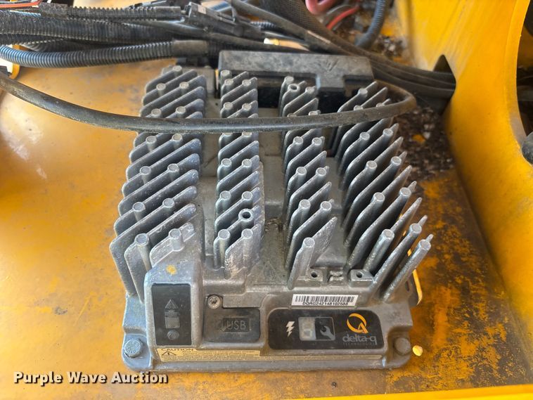 image for item YA3128 2022 Haulotte 5533A boom lift