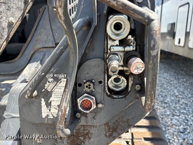 image for item YA3130 2021 John Deere 333G tracked skid steer loader