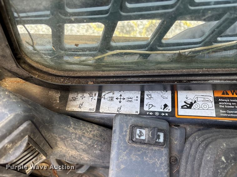 image for item YA3130 2021 John Deere 333G tracked skid steer loader