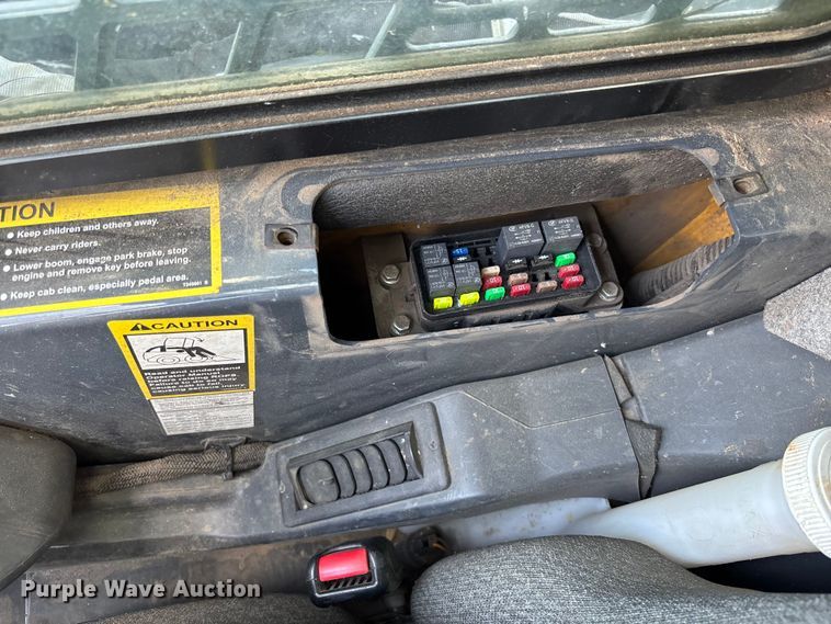 image for item YA3130 2021 John Deere 333G tracked skid steer loader