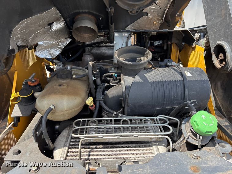 image for item YA3130 2021 John Deere 333G tracked skid steer loader