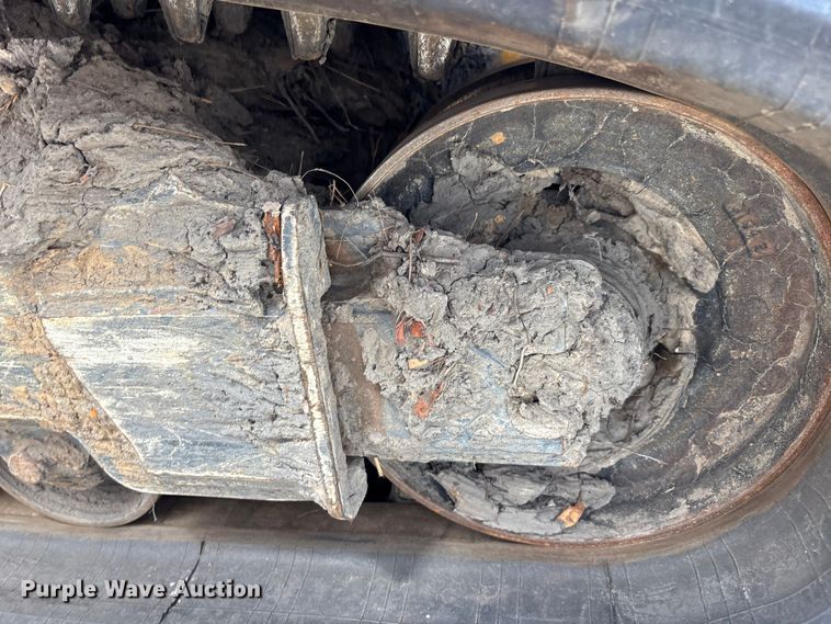 image for item YA3130 2021 John Deere 333G tracked skid steer loader