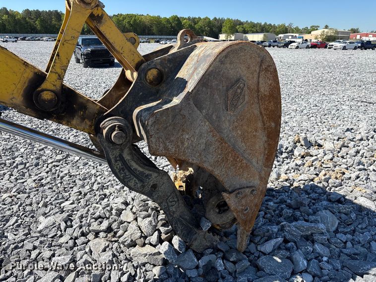 image for item YA3136 2023 Komatsu PC210LC-11 excavator